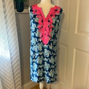 Lilly Pulitzer elephant print Joy Ride beautiful shift dress knee length EUC 8